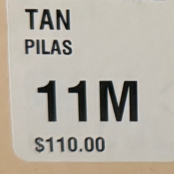 BCBGeneration PILAS Women's Block Heel Lug Sole Lace-Up Booties Tan Size 11 NIB - Picture 10 of 14